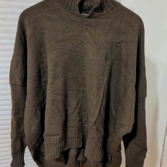 eskandar Sweaters - Eskandar Neiman Marcus 100% merino wool pullover sweater